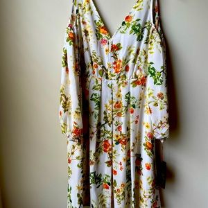 Kohl’s Designer Collection by Colleen Atwood.  New with tags, size L